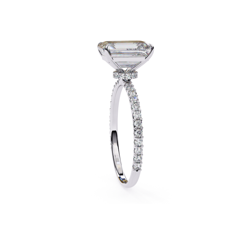Regal Emerald Ring