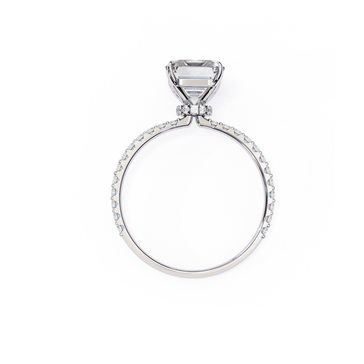 Regal Emerald Ring